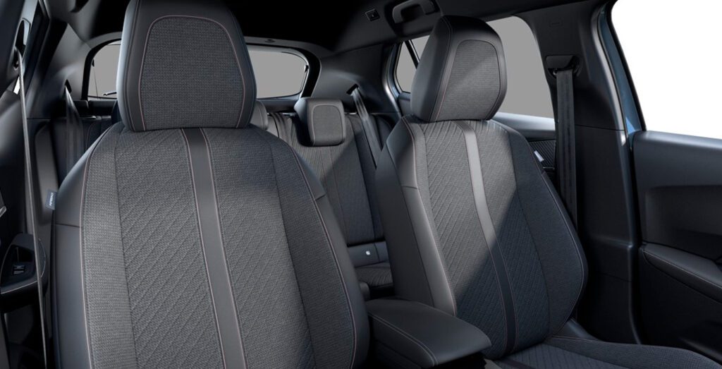 PEUGEOT 2008 Allure PureTech 100 S&S 6 vel. interior trasera