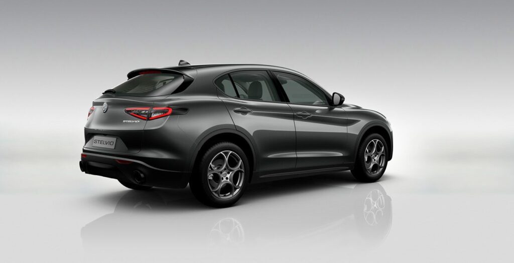 ALFA-ROMEO-Stelvio-2.2-JTDM-Sprint-exterior-trasera-2
