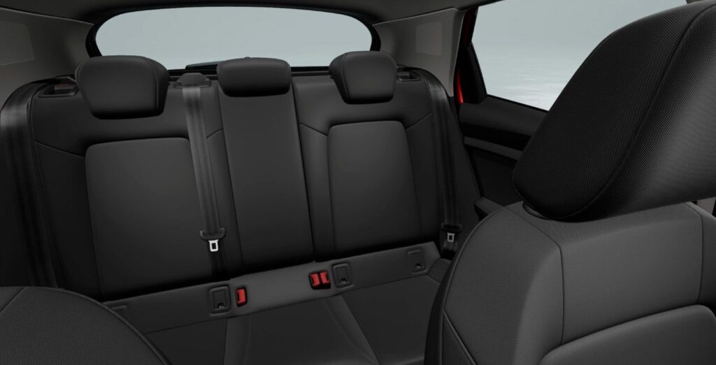 AUDI-A1-Sportback-Advanced-25-TFSI-5-vel-interior-trasera