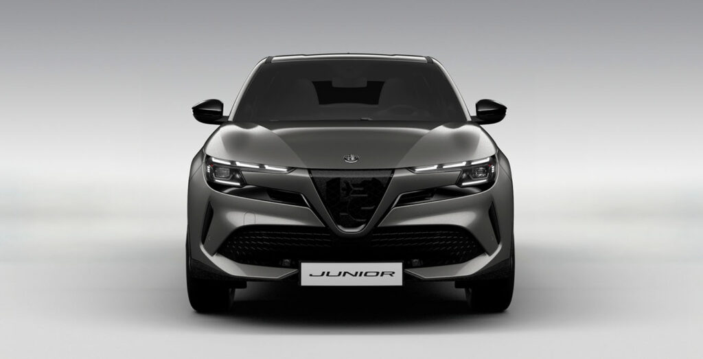 Alfa-Romeo-Junior-Ibrida-Speciale-100kW-136CV-delantera