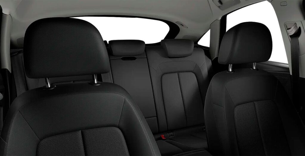 Audi-Q5-Sportback-Advanced-35-Tdi-S-Tronic-interior-trasera