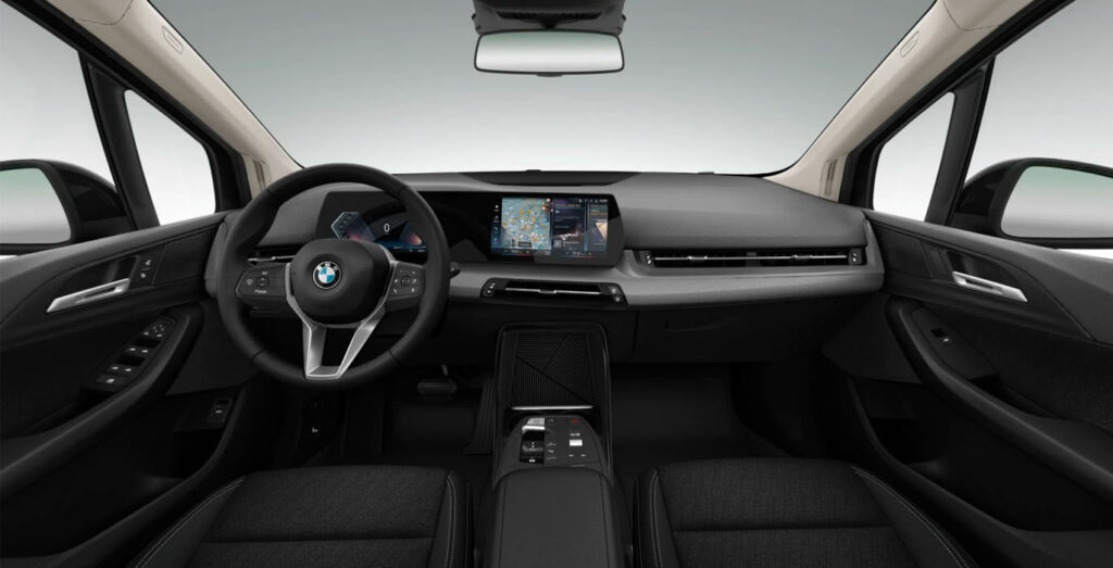 BMW-218i-Active-Delantera-Interior
