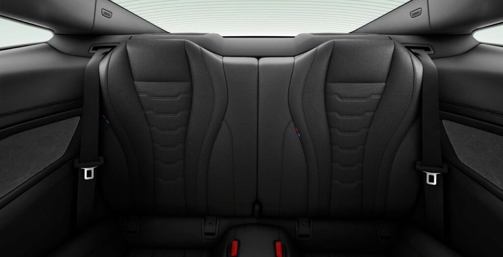 BMW-Serie-8-840d-xDrive-M-Sport-interior-trasera