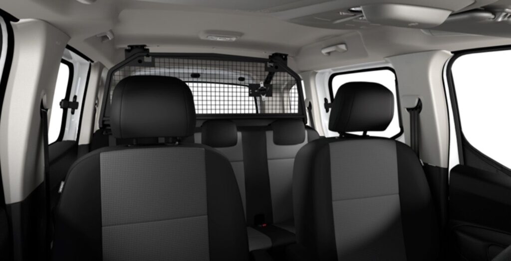 CITROEN-Berlingo-Live-Pack-interior-trasera