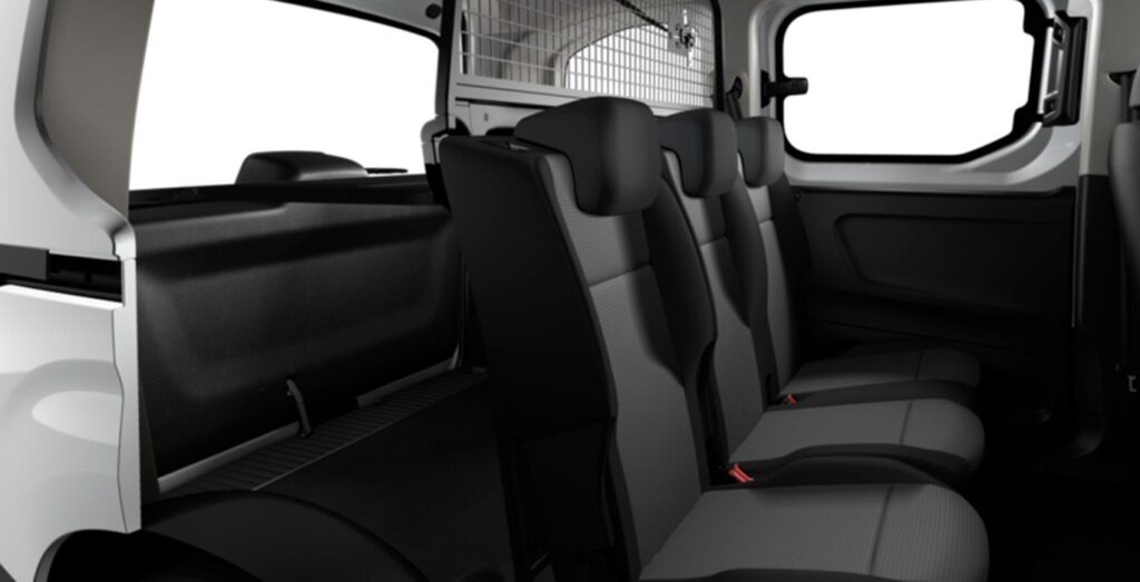 CITROEN-Berlingo-Live-Pack-interior-trasera-2