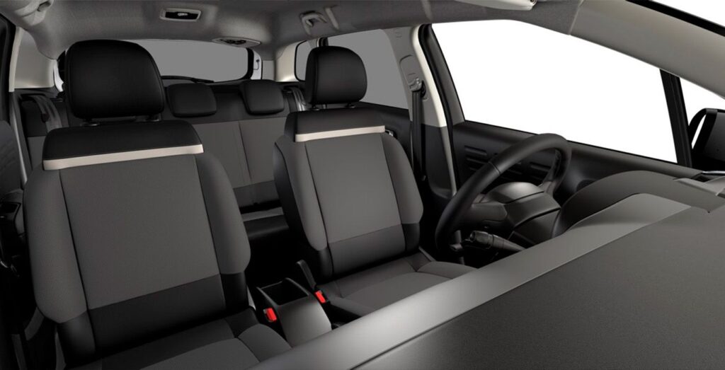 CITROEN-C3-Aircross-PureTech-110-Plus-interior-trasera
