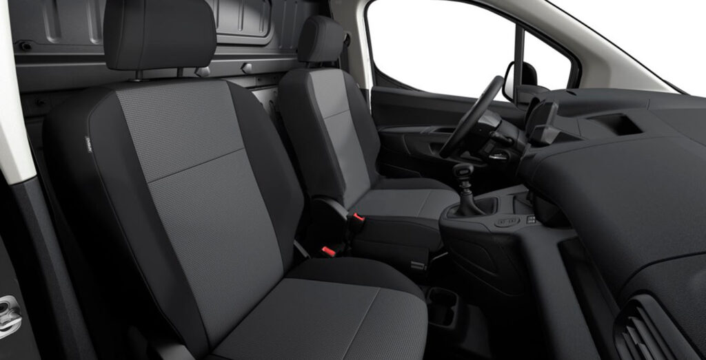 Citroen-Berlingo-Talla-M-BlueHDi-100-VAN-interior-delantera-II