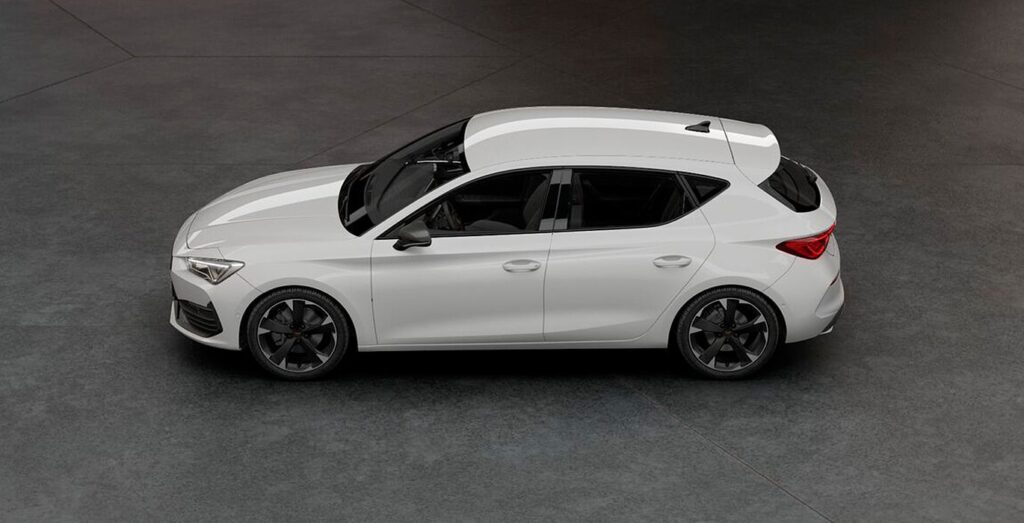 Cupra-Leon-eTSI-DSG-exterior-perfil