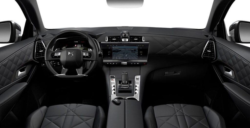 DS-7-BLUEHDI-130-RIVOLI-AUTOMATICO-interior-frontal2
