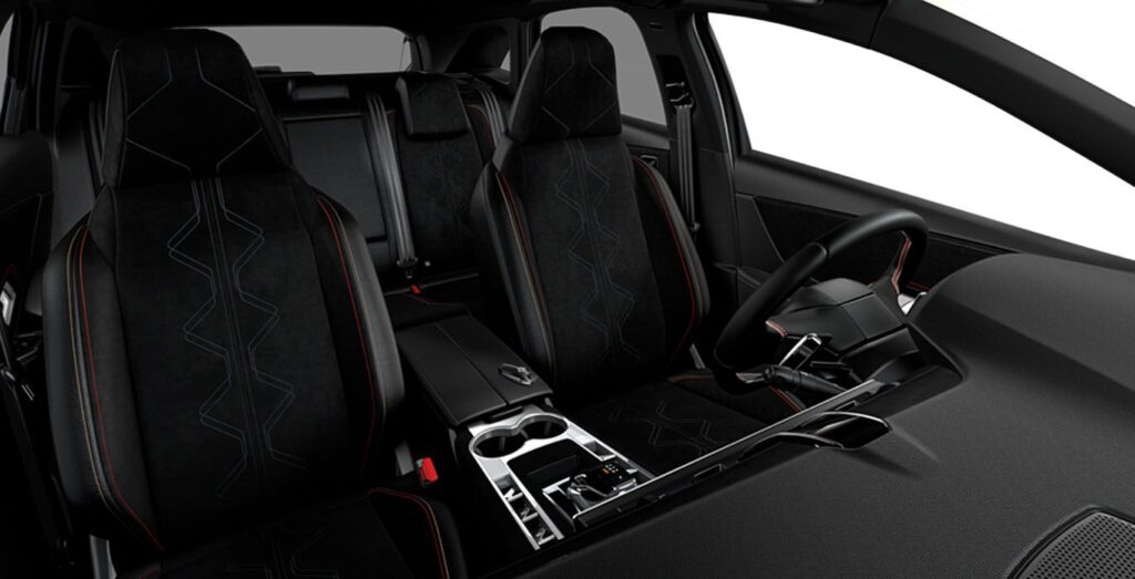 Ds7-Crossback-BlueHDi-130-Perf.-Line-Aut.-interior-trasera