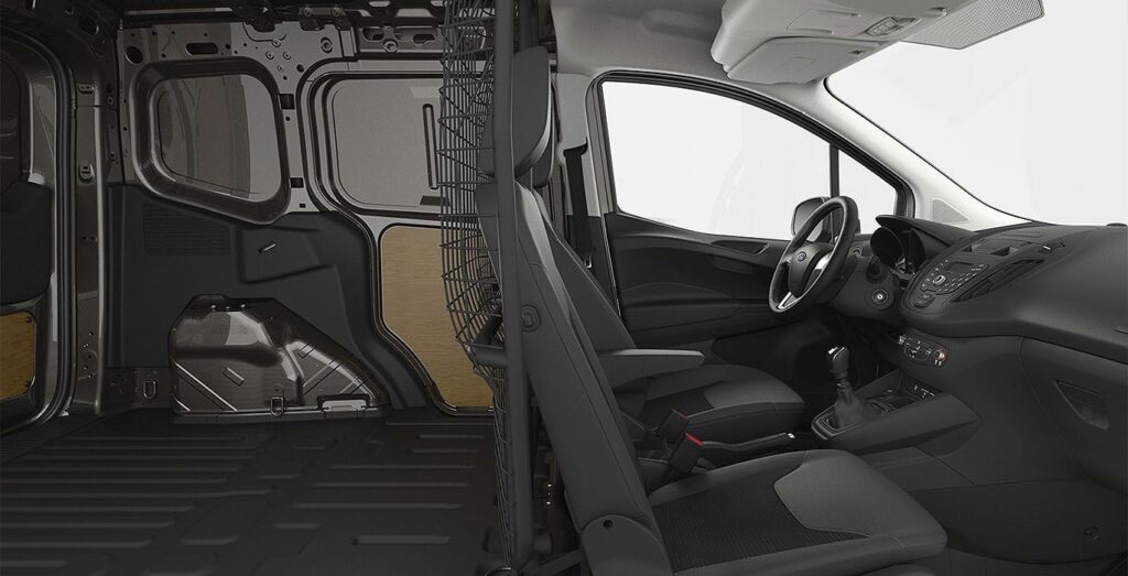 FORD-Transit-Courier-Van-Trend-interior-perfil