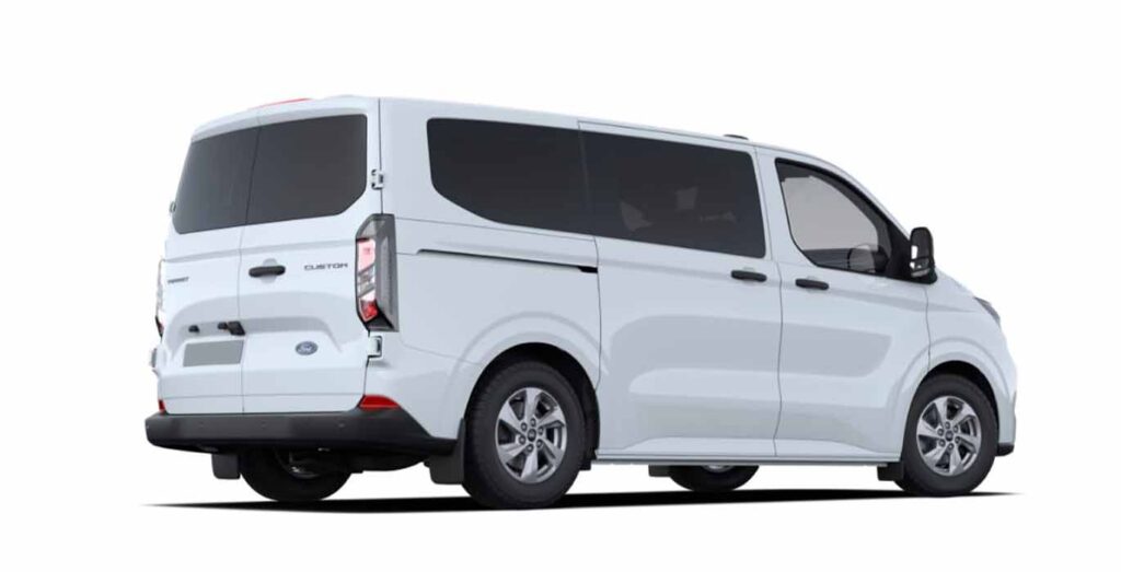 Ford Transit Custom Kombi 2.0 EcoBlue 150CV L1 Trend en renting, vista trasera