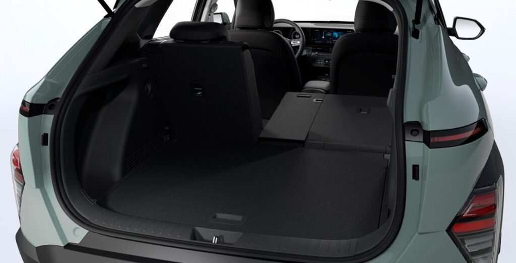Hyundai-Nuevo-Kona-HEV-Maxx-141cv-DCT-interior-maletero