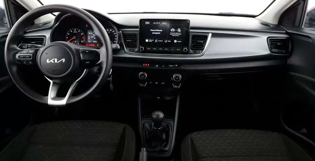 KIA-Rio-Concept-1.2-DPi-interior-delantera