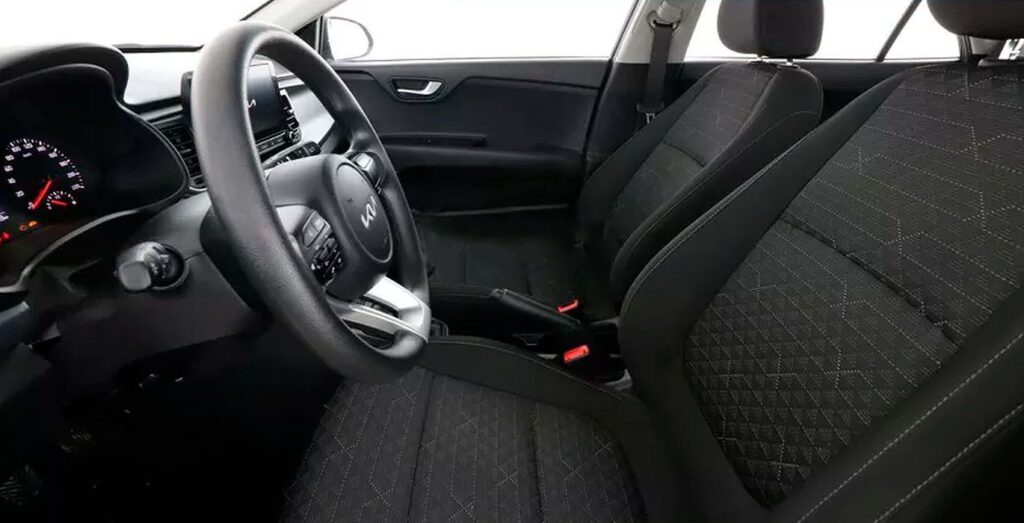 KIA-Rio-Concept-1.2-DPi-interior-perfil