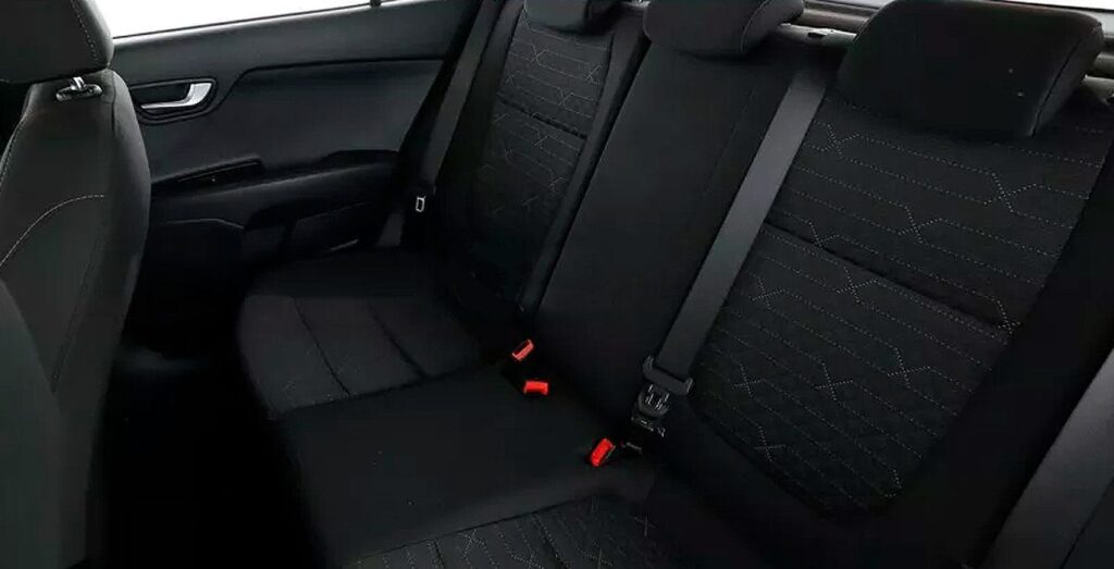 KIA-Rio-Concept-1.2-DPi-interior-trasera