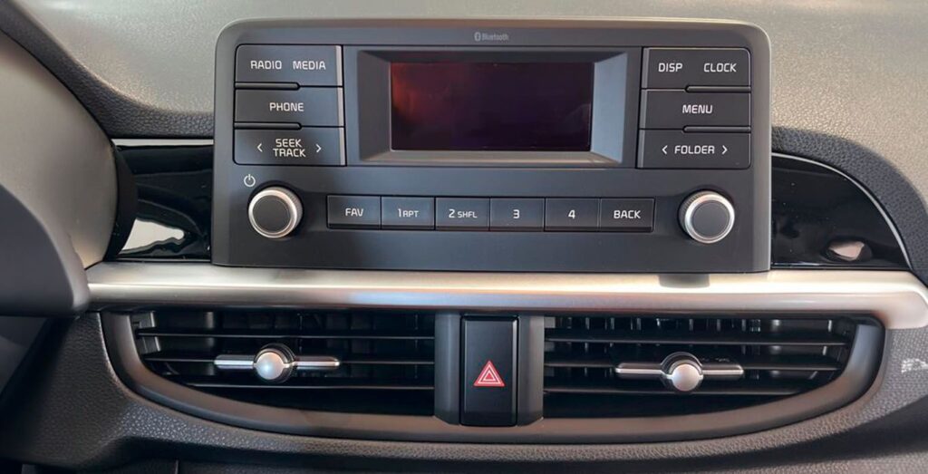 Kia-Picanto-GT-Line-1-0-DPi-interior-delantera-2