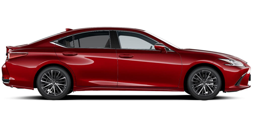 Lexus ES 300h Premium en renting: vista lateral del sedán híbrido