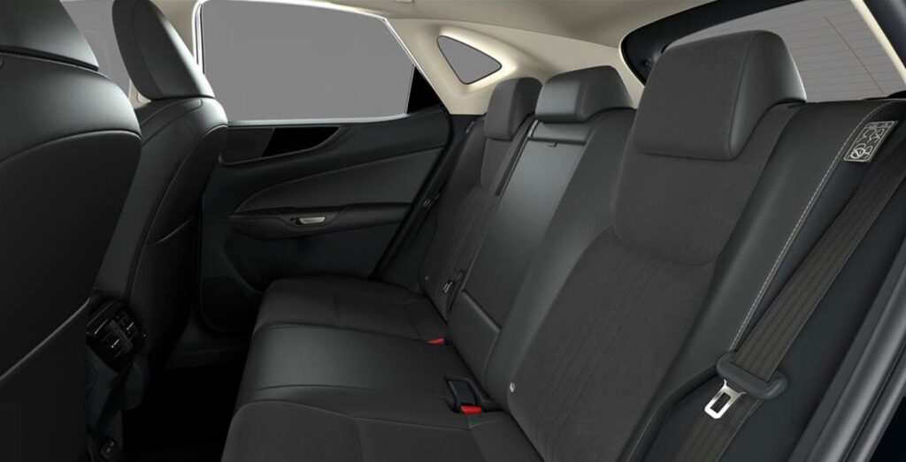 Lexus-NX-350h-Premium-interior-trasera