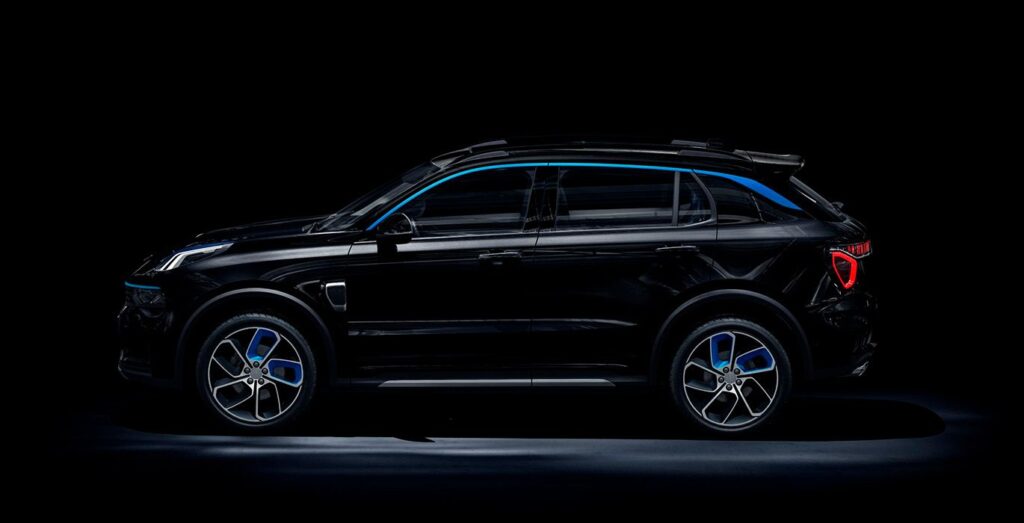 Lynk-Co-01-1.5-PHEV-exterior-perfil