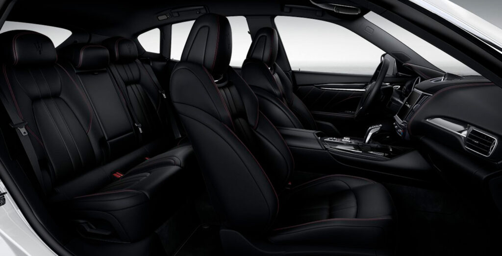 MASERATI-LEVANTE-MODENAV6-430CV-AWD-AUTOMATICO-interior-perfil
