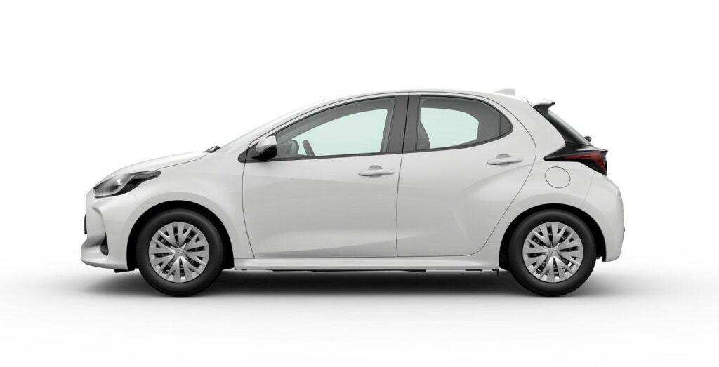 MAZDA-2-Hybrid-Essence-exterior-perfil