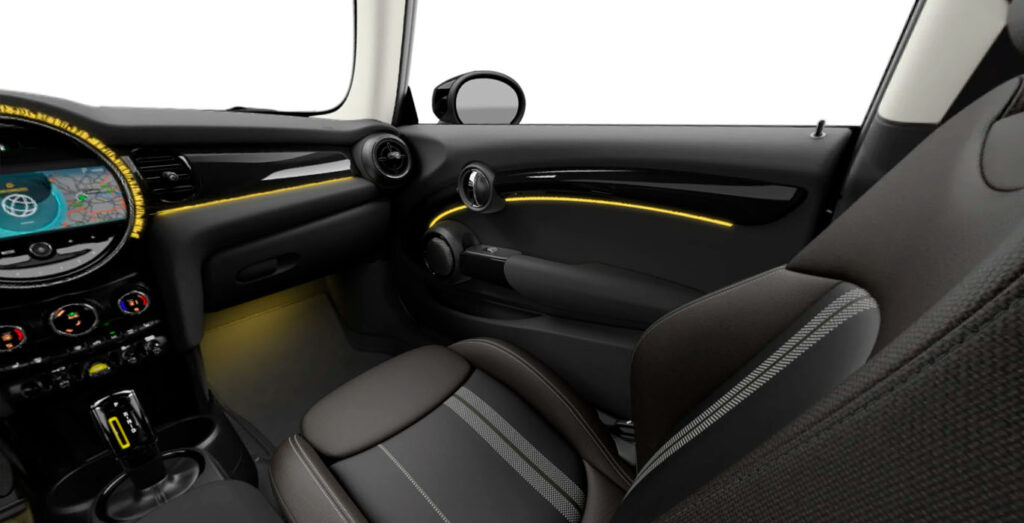 MINI-Cooper-SE-interior-delantera-2