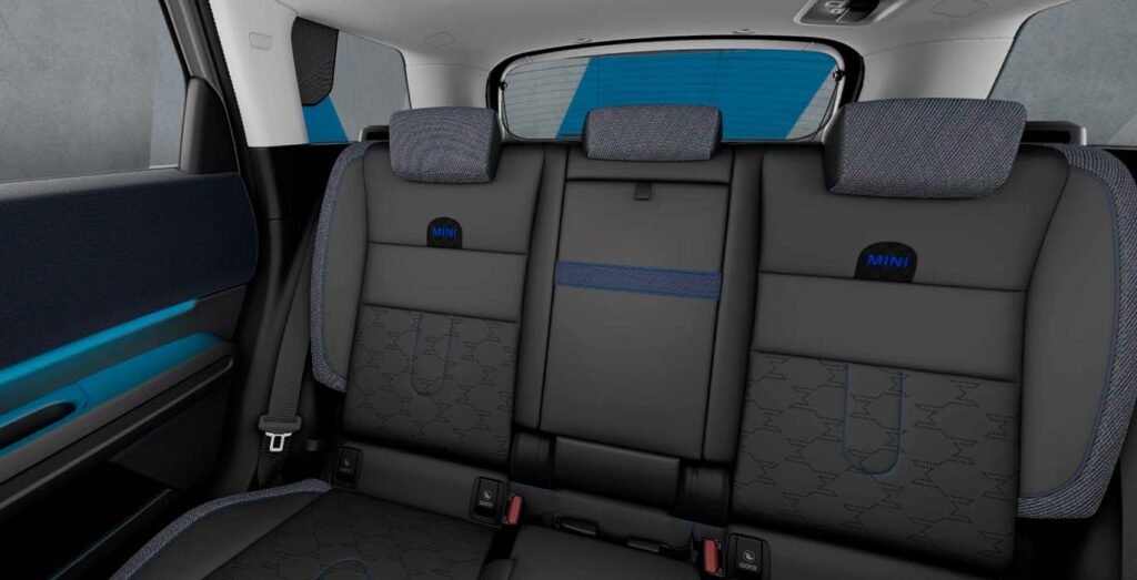 MINI-Countryman-Cooper-D-interior-trasera-asientos-1