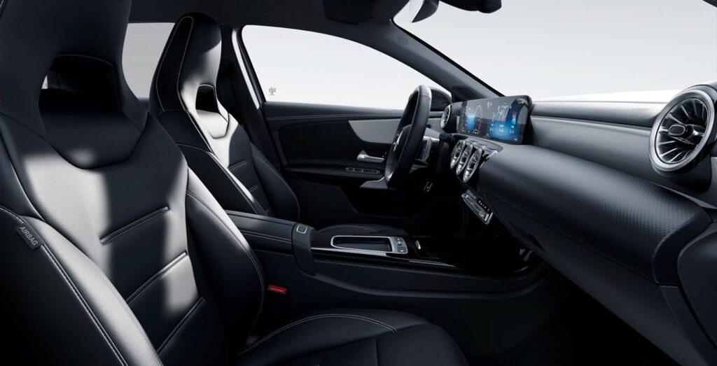 Mercedes-Benz-Clase-A-250-e-interior-perfil