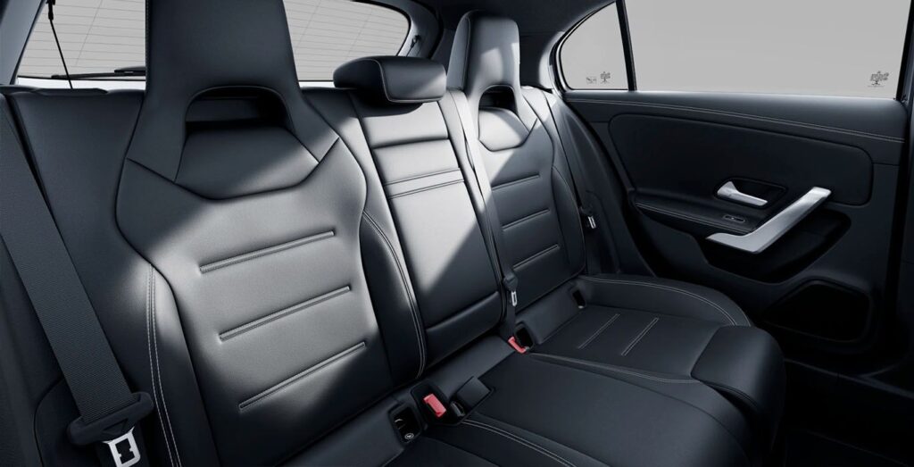 Mercedes-Benz-Clase-A-250-e-interior-trasera