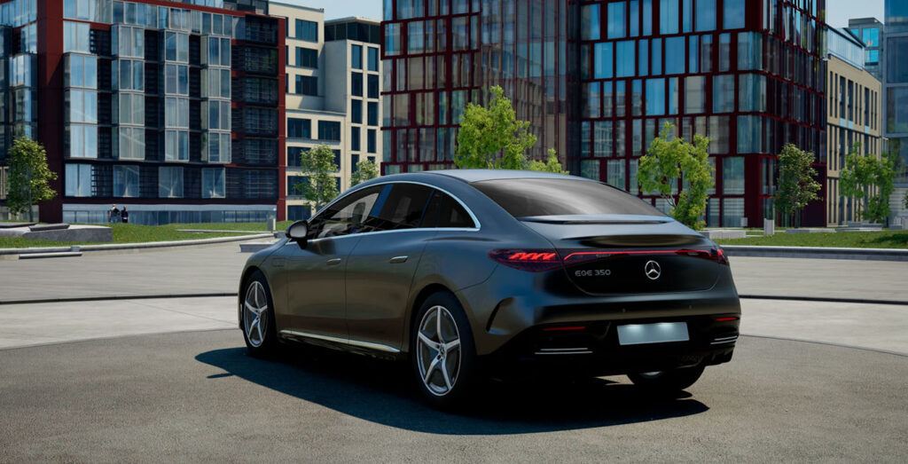 Mercedes-EQE-350-exterior-trasera