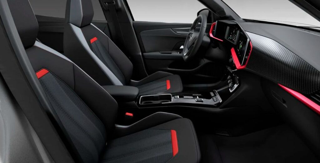 OPEL-Mokka-BEV-50kWh-GS-Line-Interior-Perfil