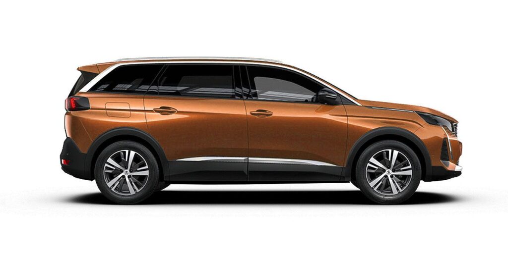 PEUGEOT-5008-Allure-BlueHDi-130-SS-EAT8-metalic-cooper-exterior-perfil