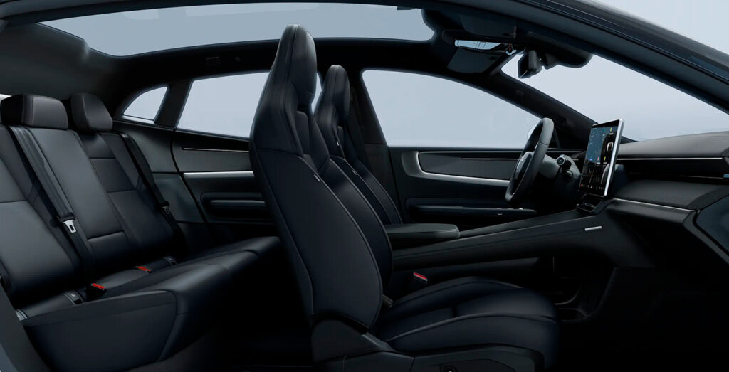 POLESTAR-4-Longe-Range-Single-Motor-interior-perfil-1