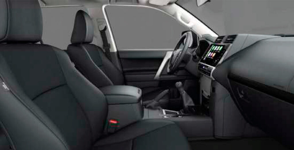 TOYOTA-LAND-CRUISER-2.8D-Diesel-204CV-4X4-6V-GX-interior-perfil