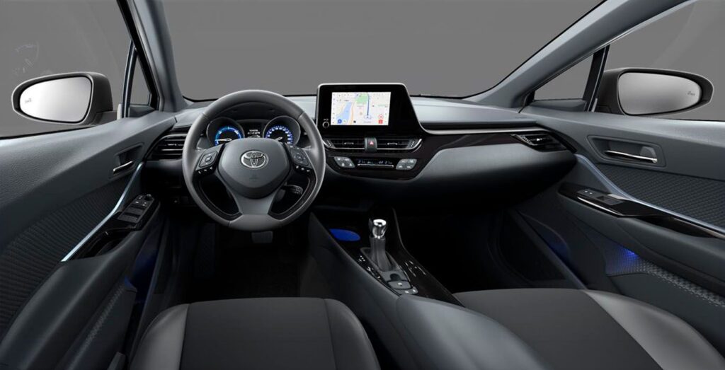 Toyota-C-HR-180H-Advance-interior-delantera