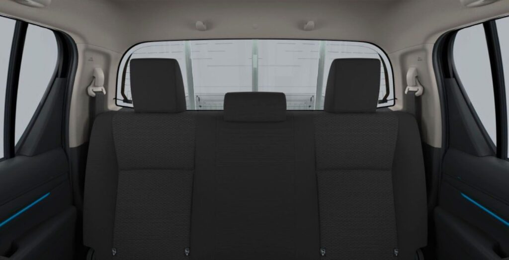 Toyota-Hilux-Foto-Interior-Trasera