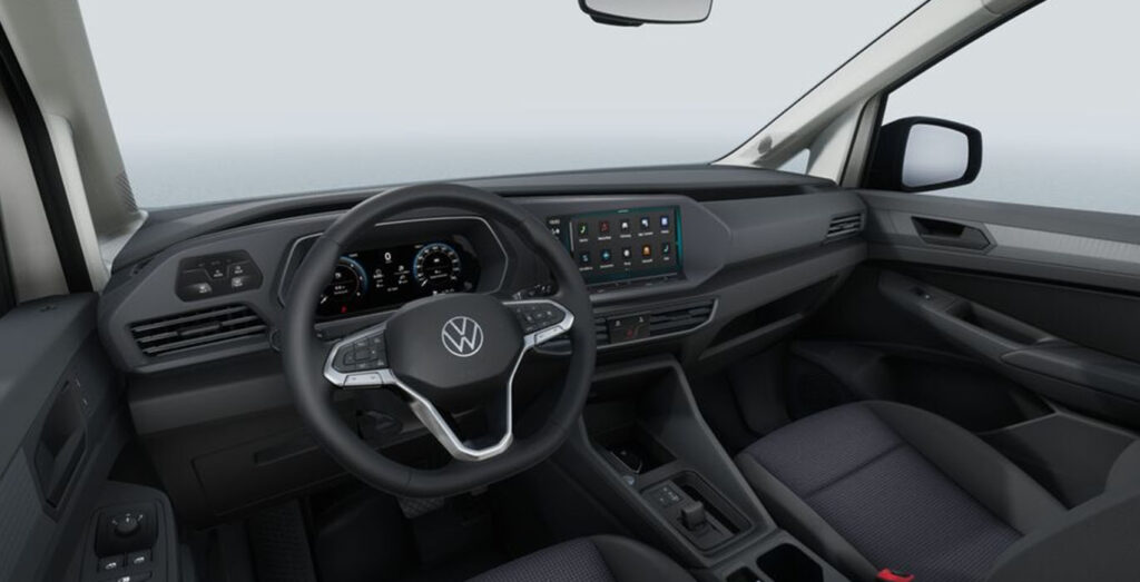 Volkswagen Caddy Cargo PHEV interior, renting furgoneta híbrida enchufable Madrid