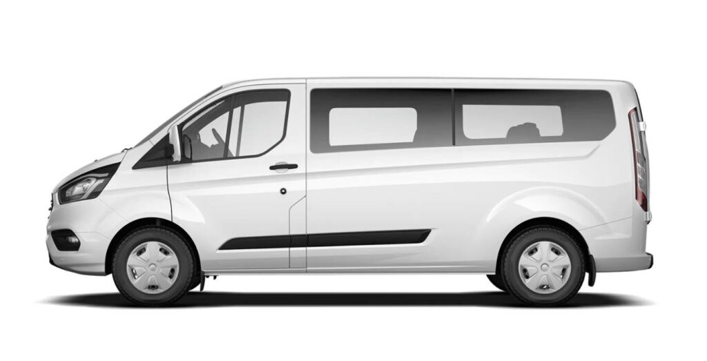 ford-transit-custom-kombi-imagenes-1