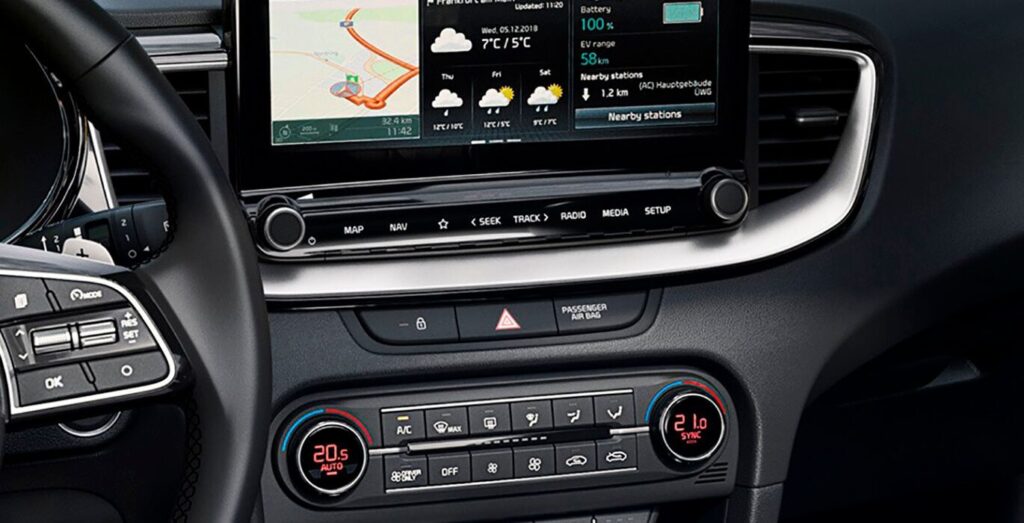 kia-cd-cuv-phev-my20-touchscreen