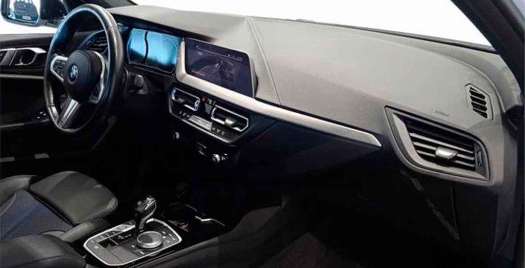 BMW-Serie-1-118d-Skyscrapper-interior-delantera-II