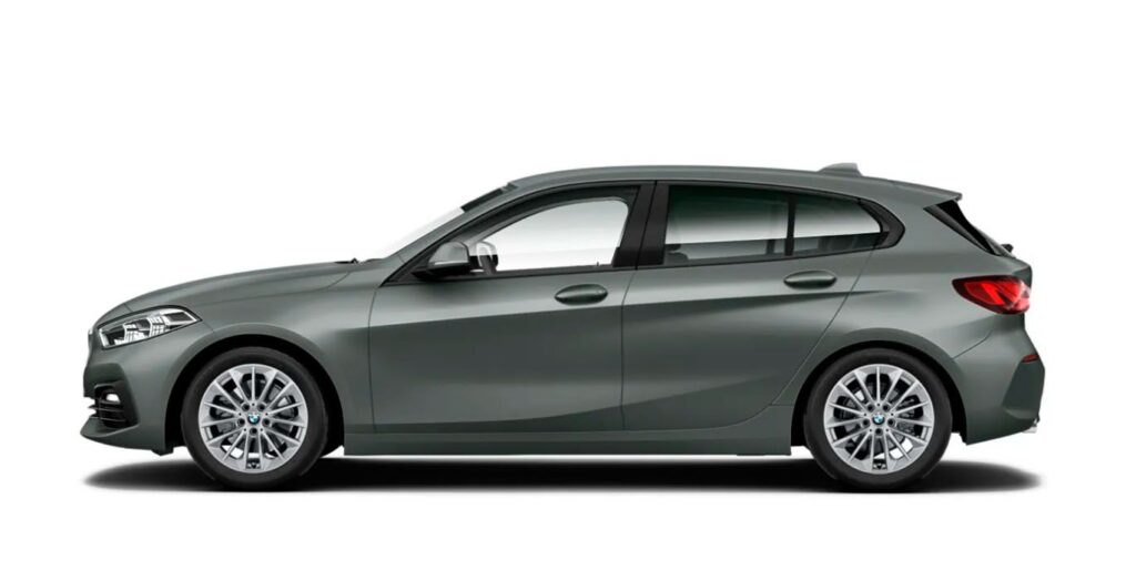 Renting BMW Serie 1 118i F40