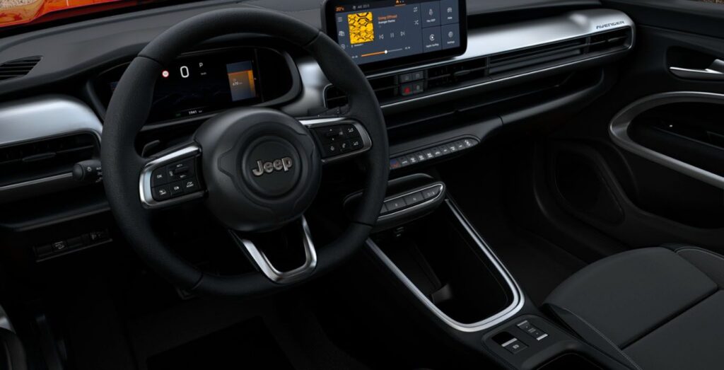 Interior delantero del Jeep Avenger MHEV 1.2 Altitude 100CV de renting en Madrid