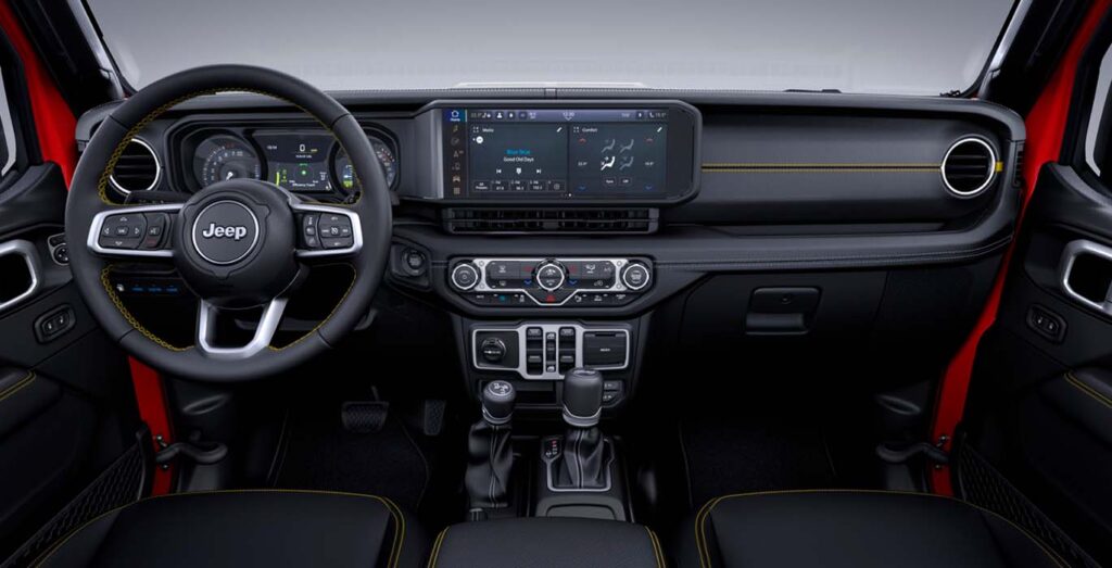 Interior delantero del Jeep Wrangler Sahara 2.0 TC GME en renting