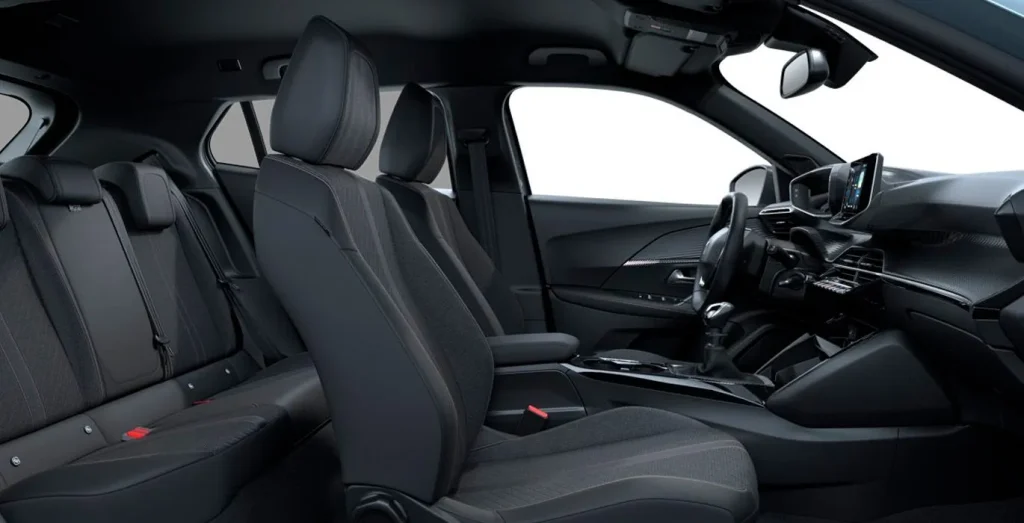 PEUGEOT-2008-Allure-PureTech-100-SS-6-vel.-interior-perfil