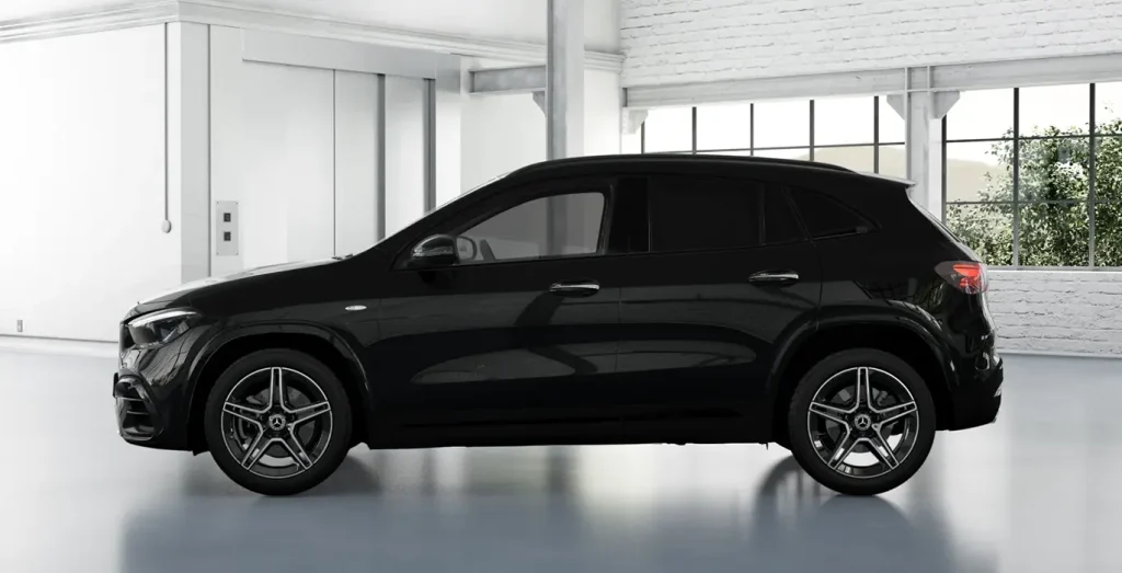 Mercedes-Benz-GLA-250e-EQ-B-lateral