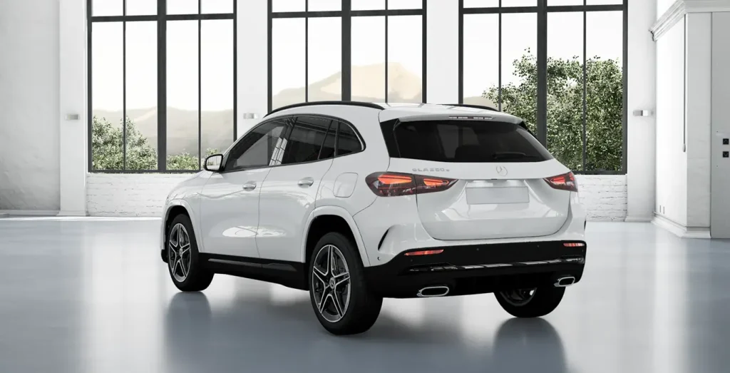 Mercedes-Benz-GLA-250e-EQ-W-trasera
