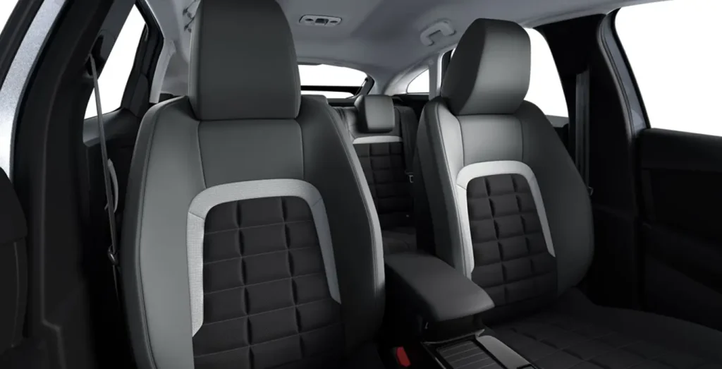 Interior trasero del Citroën C4 Hybrid Plus
