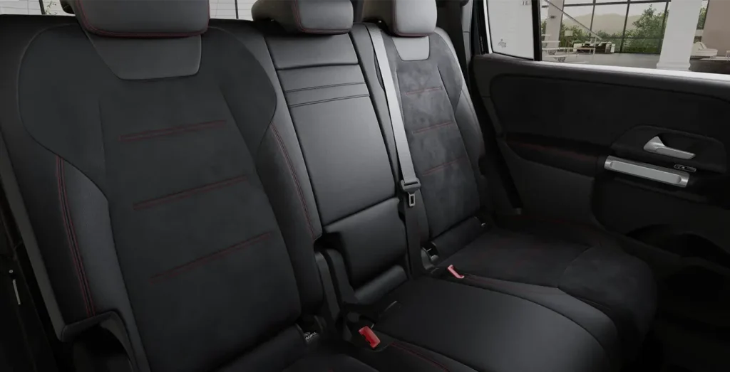 Mercedes-Benz-GLB-200d-interior-trasera