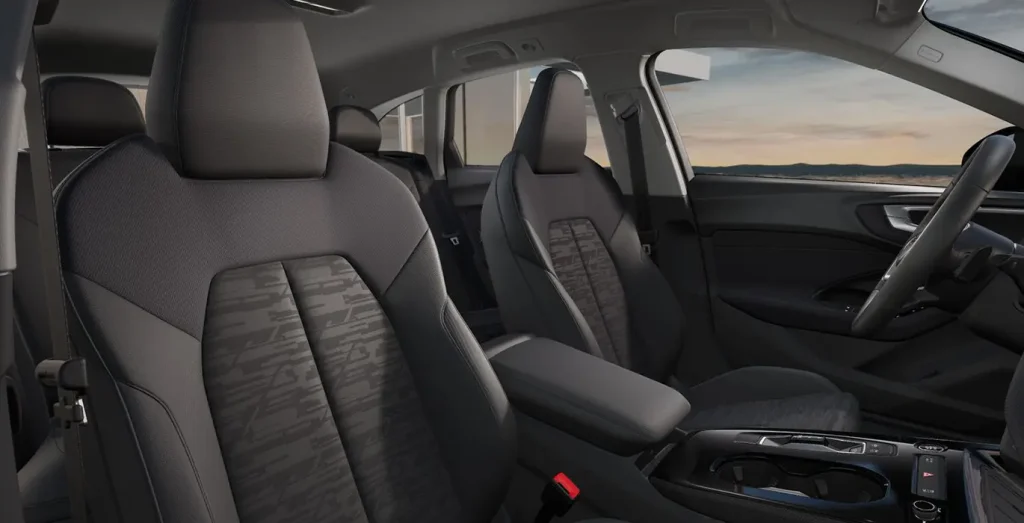 Audi-A4-Avant-Advanced-35-TDI-S-Tronic-120kW-interior-delantera-II